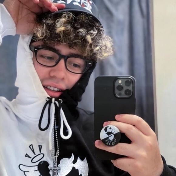 ISO split colour Demons n angels hoodies size Large/XL - Picture 6 of 6